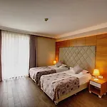 Grand Seker Hotell